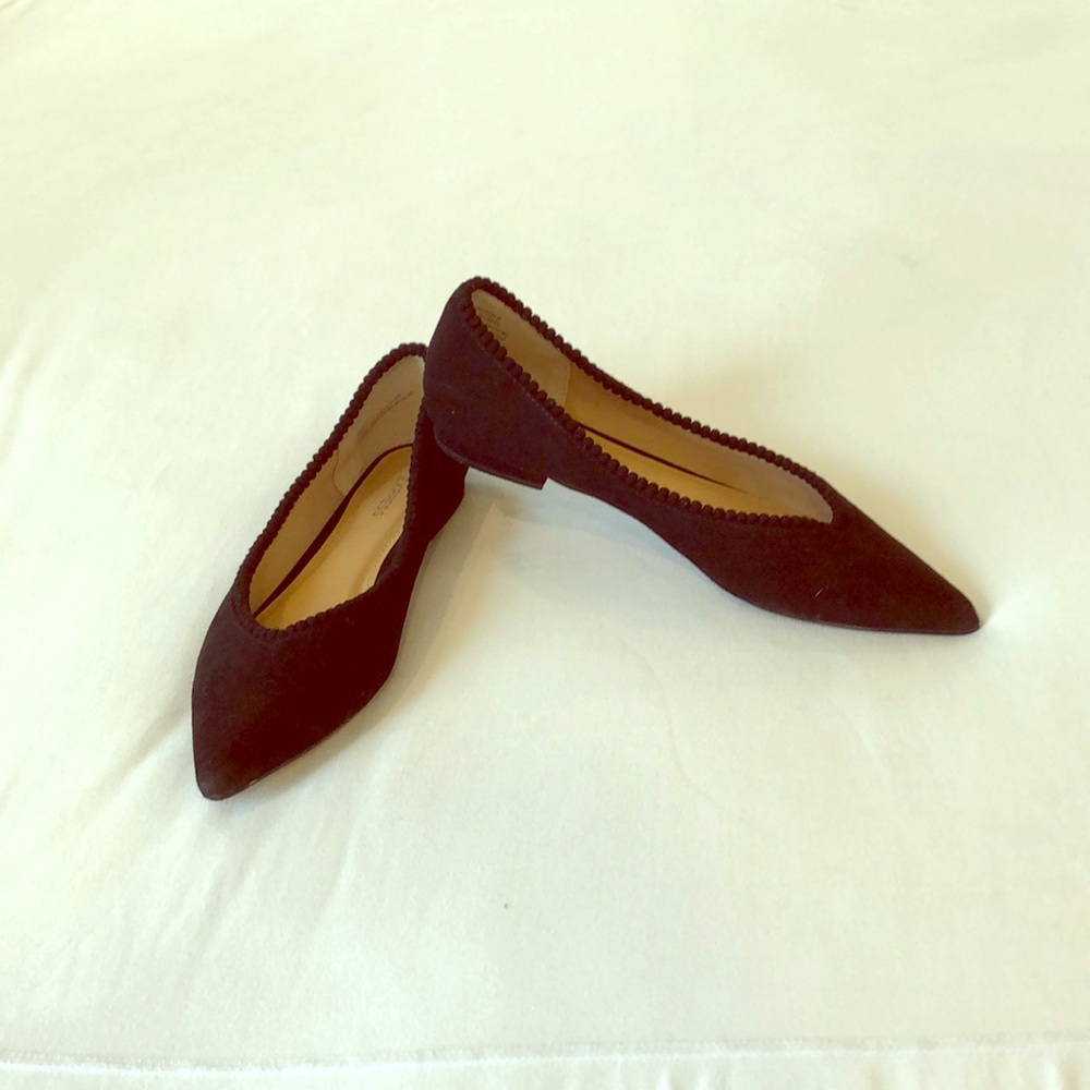 Express size 7 black flats
